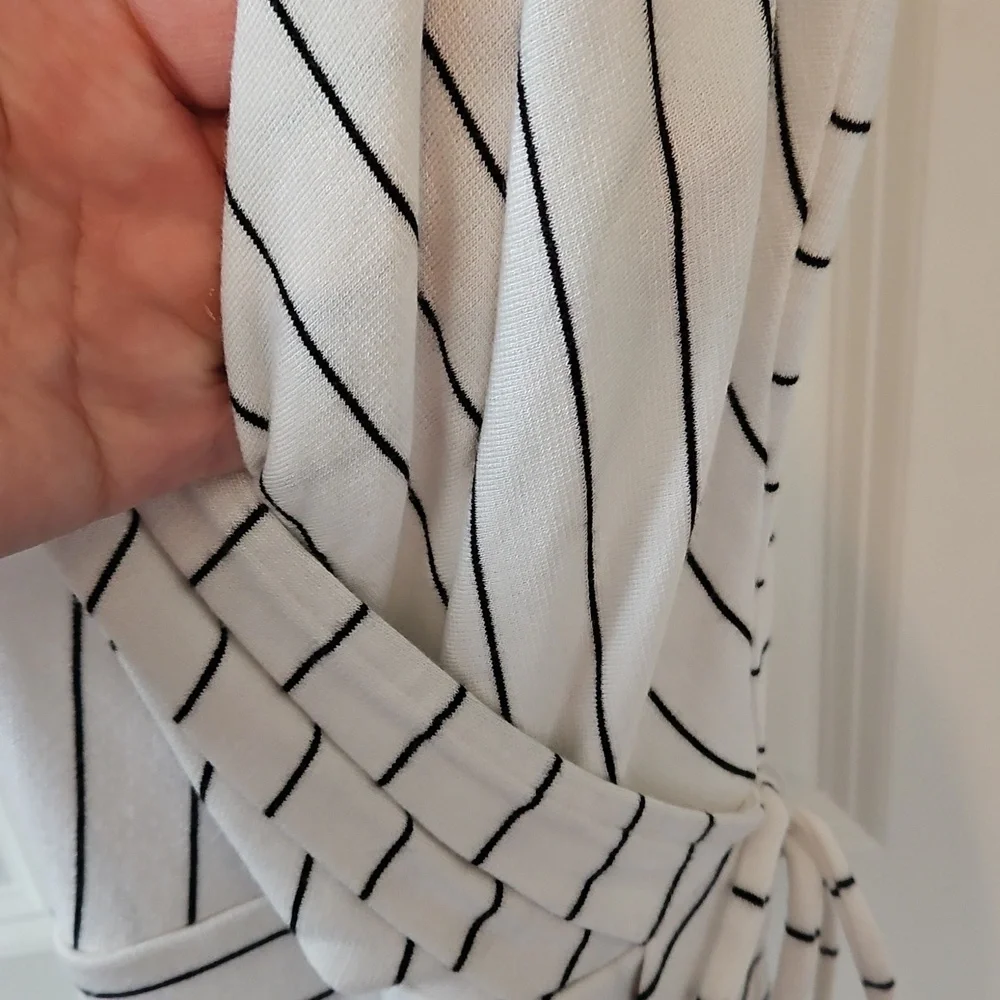 41 Hawthorn Striped Dress - Picture 5 of 8